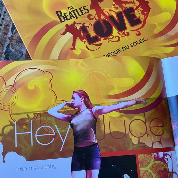 The Beatles “Love” Cirque du Soleil Gala Premiere Book - Picture 5 of 7